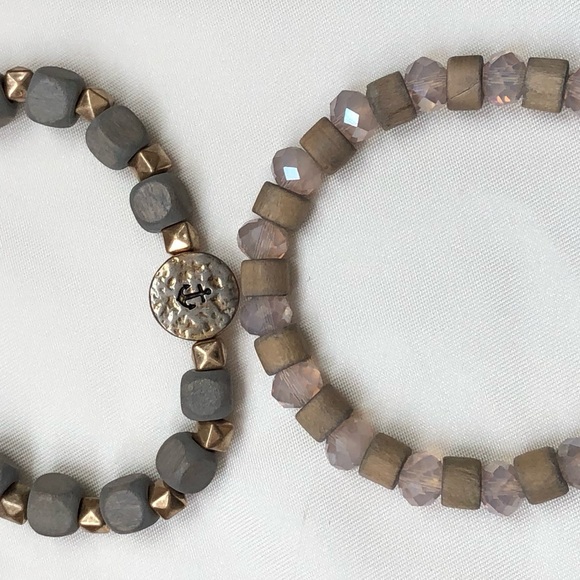 Bracelet and Earring Set - Picture 5 of 8